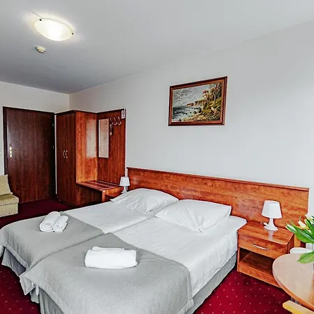 Panorama_spa 3* تشوستش